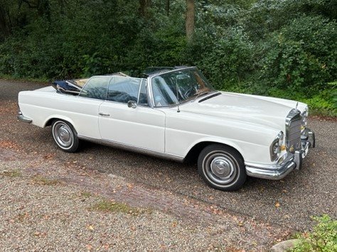 Mercedes-Benz 250 SE Cabriolet: handgebouwde elegantie uit een oplage van slechts 954 exemplaren