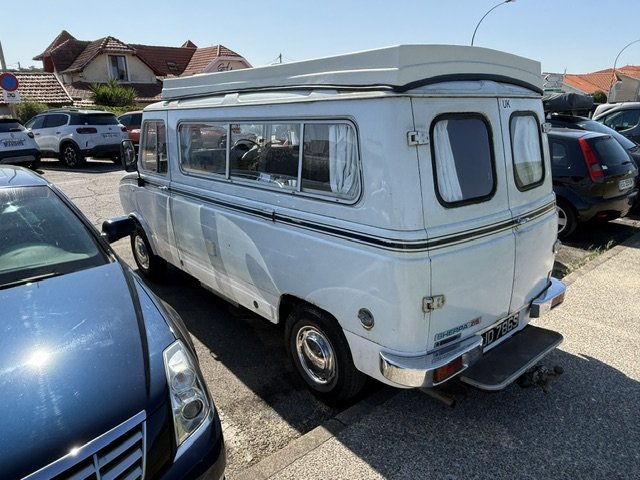 Van Cadillac naar campernostalgie – een spontane ontmoeting met een zeldzame Leyland Sherpa - afbeelding 2